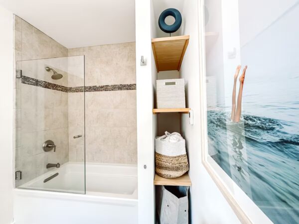 King Master Suite - Image 6