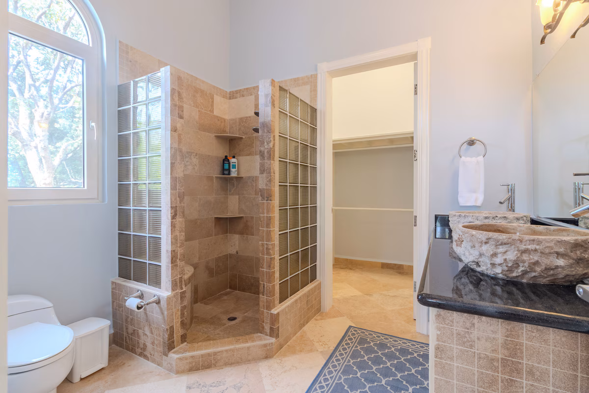 The Wind Down King Suite - Image 3