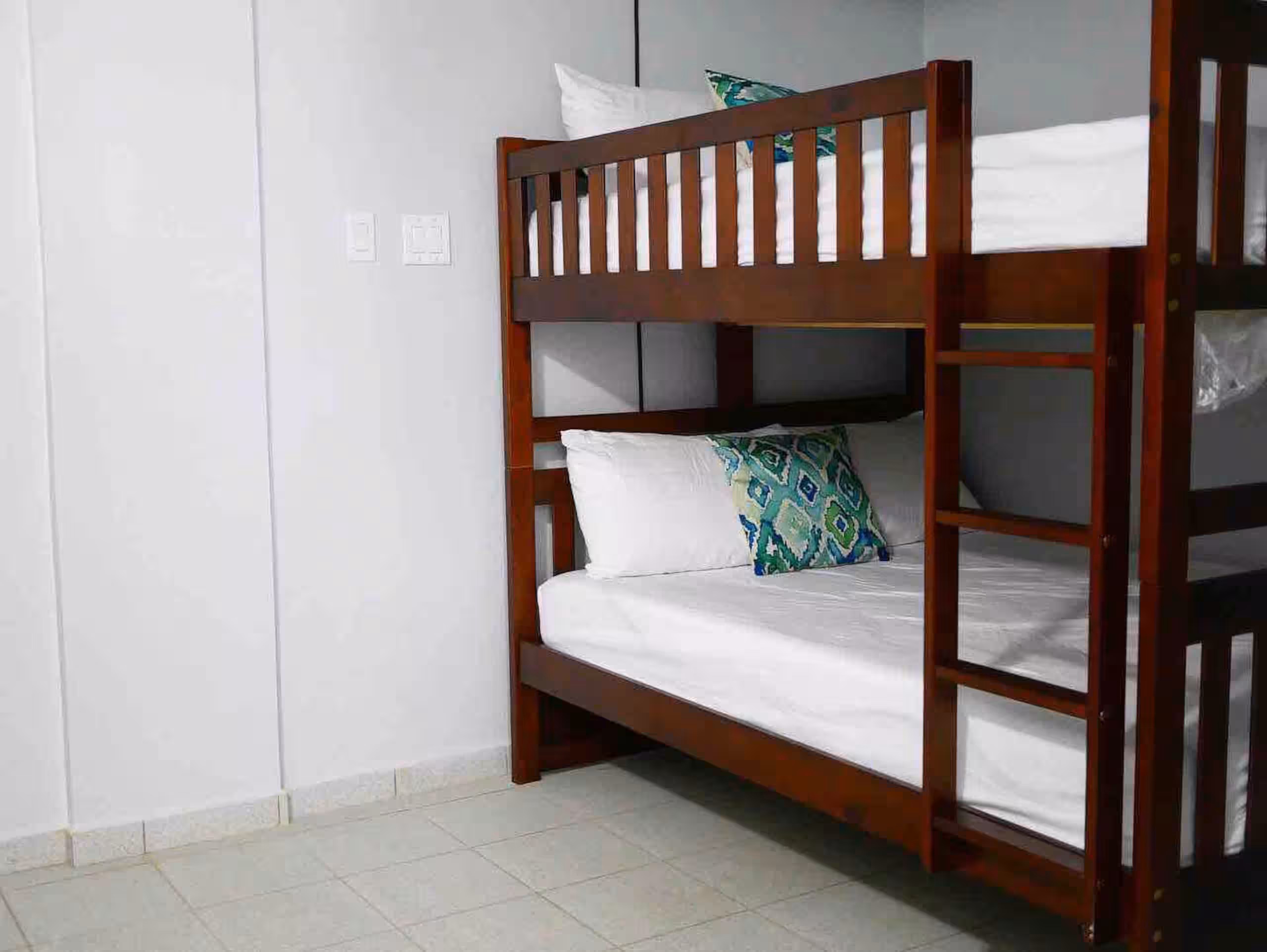 🔥 Firefly Suite - $2,500/person (community suite)